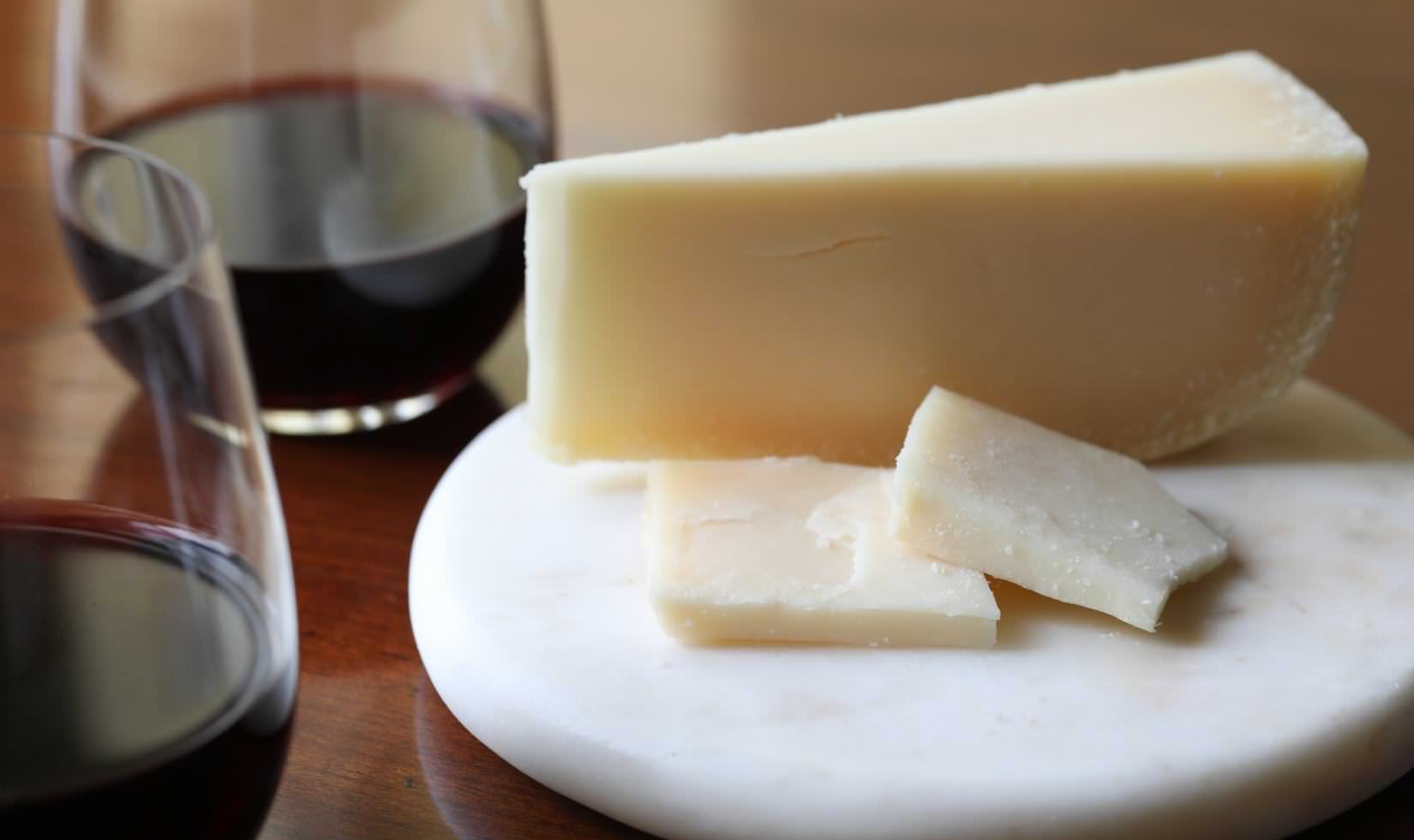 Wine and Cheese Pairing Tips Best Cheeses with Sauvignon