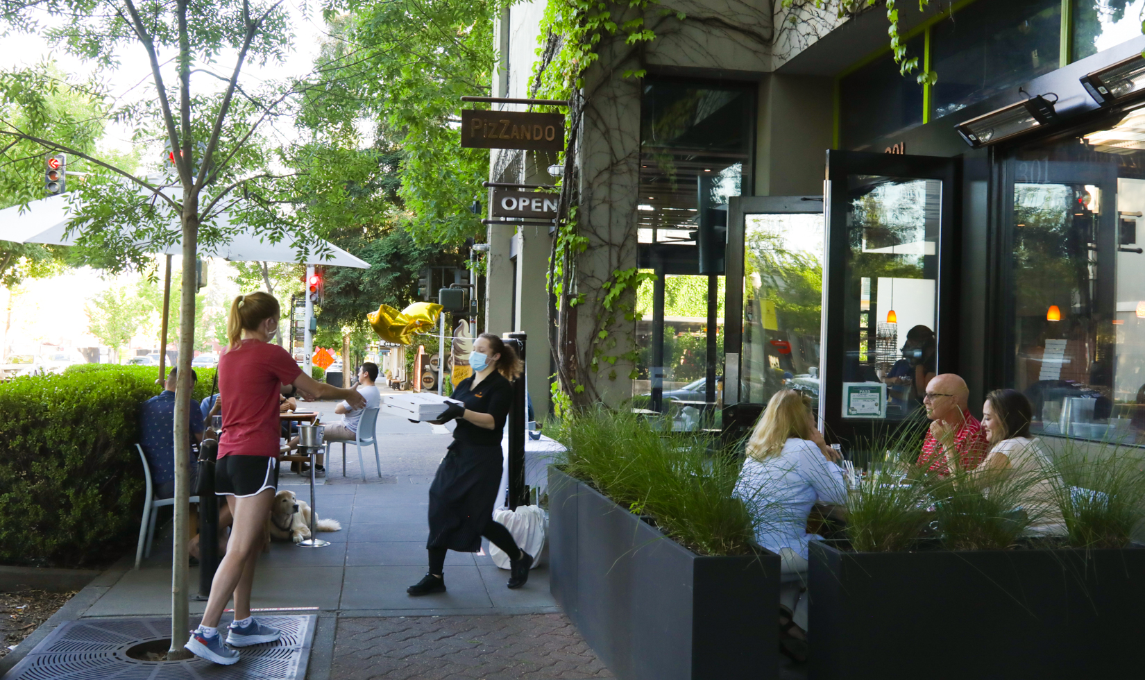 Healdsburg Pizzando Restaurant Opens for Patio Dining